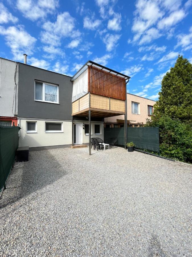 Amira Apartman Komarno Exterior photo